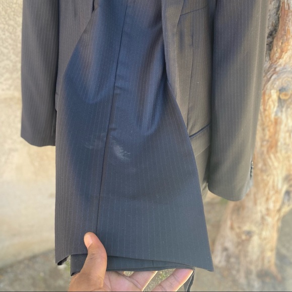 NW John Varvatos πΊπΈ π― Worsted Wool Suit, Sz 38R/31x32 - Picture 10 of 17